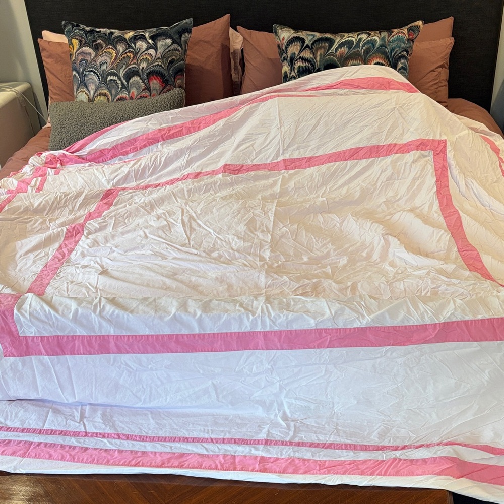Pottery Barn Teen Pink and White Duvet full/queen size